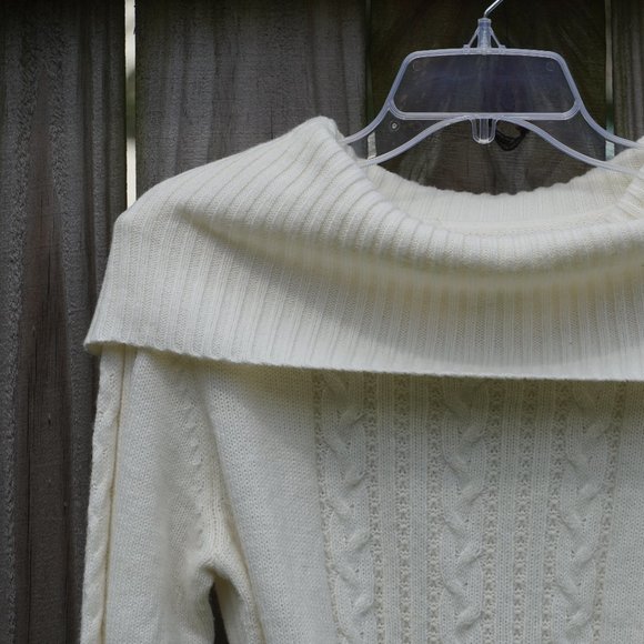 NWOT Classic Elements Chunky Ribbed Sweater Dress - Picture 2 of 6